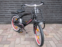 Alpina Clubb J 16 inch Black/Red - Alpina_Clubb_J18_Black_04.jpg