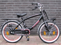 Alpina Clubb J 16 inch Black/Red - Alpina_Clubb_J18_Black_16_01.jpg